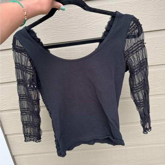Vintage black lace sleeve top with sequin details - Picture 2 of 2